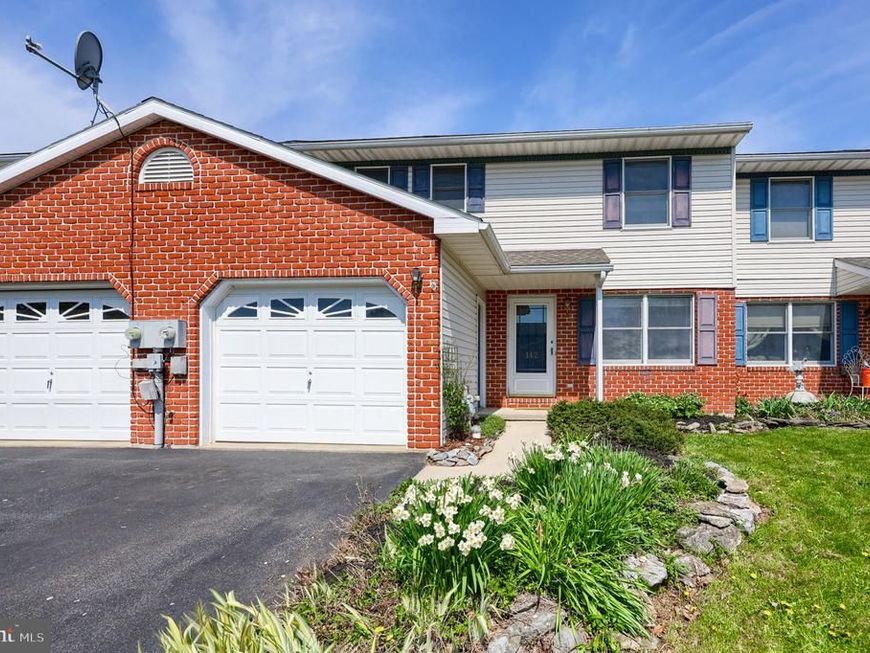 142 Palm Lane, Lebanon, PA 17042 Main Photo