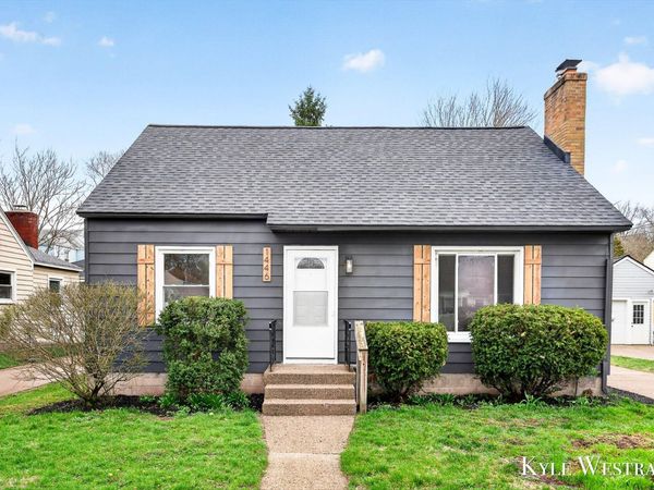 1446 Edward Avenue SE, Grand Rapids, MI 49507