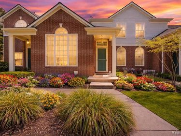 18101 Adri Circle, Walled Lake, MI 48390