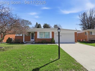 14210 Ingram Street, Livonia, MI 48154