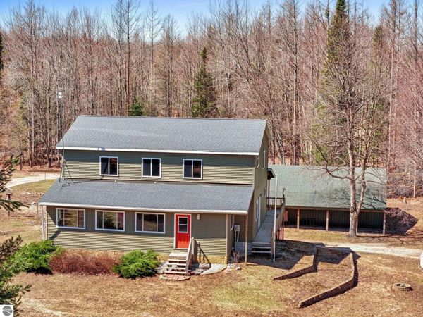 21880 210th Avenue, Tustin, MI 49688