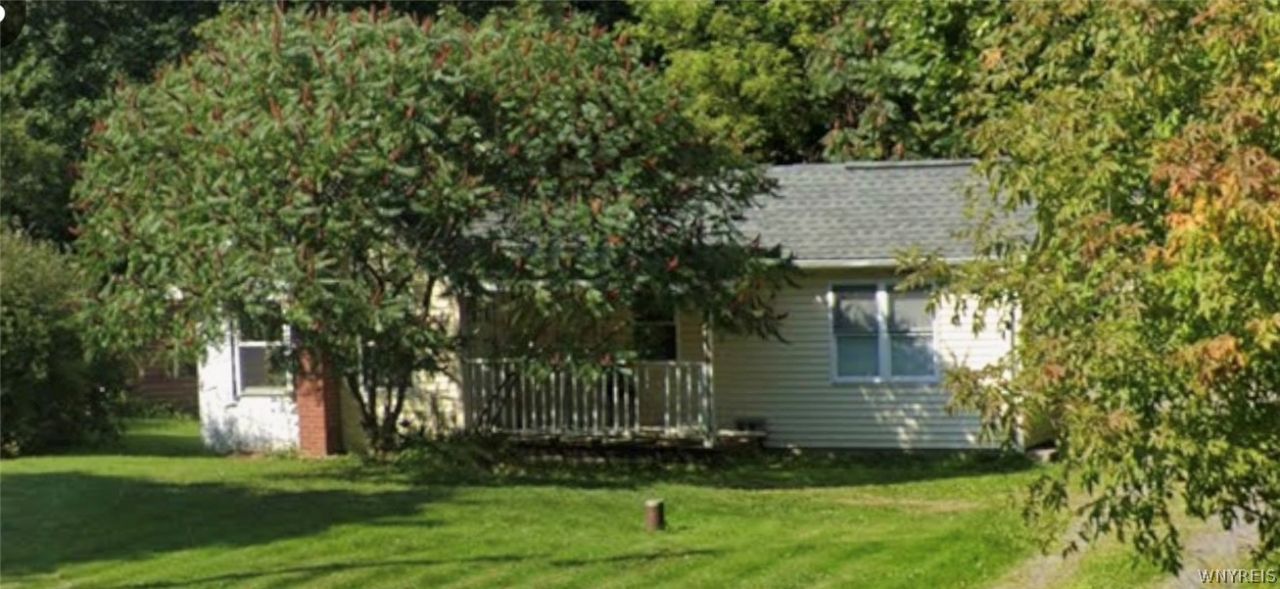 772 Quaker Road , East Aurora, NY 14052 Main Photo