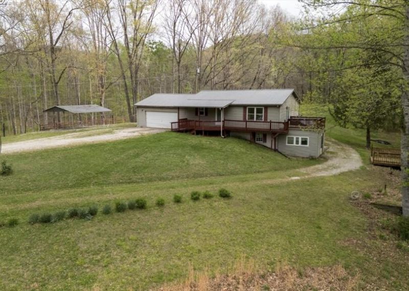 6130 Hardwicks Creek Road, Clay City, KY 40312