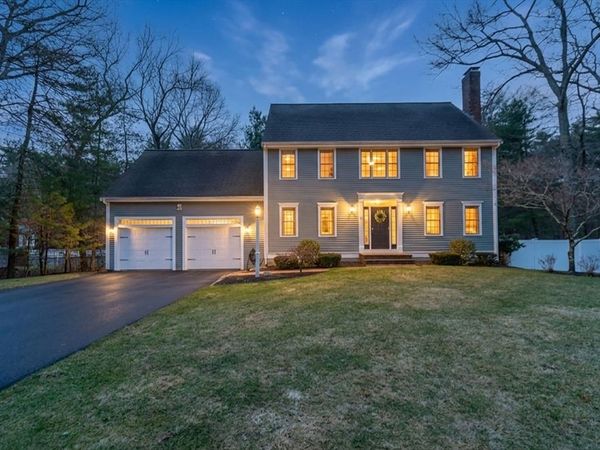 11 Bramblewood St, Bridgewater, MA 02324