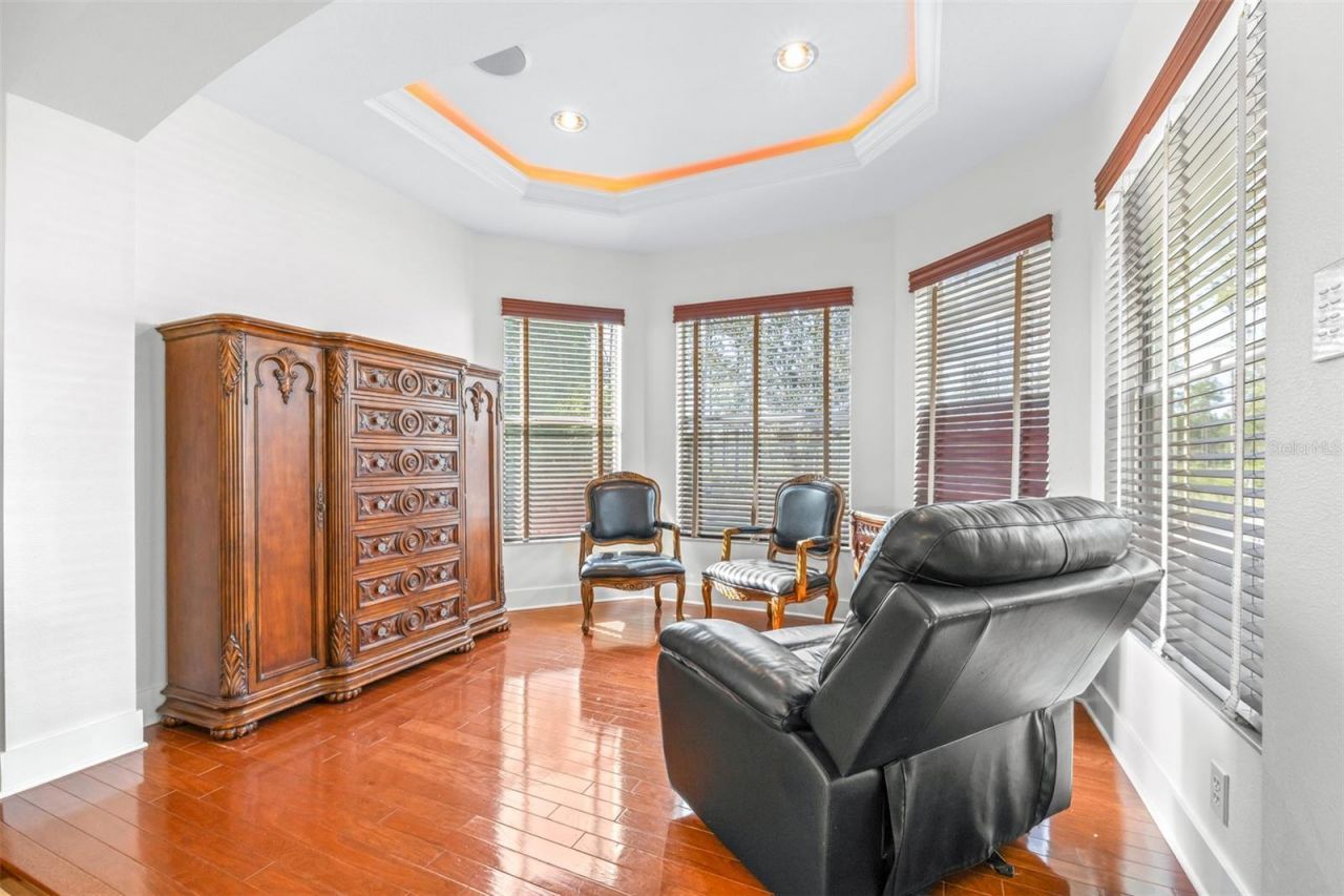 10102 Deercliff Drive, Tampa, FL 33647 Photo