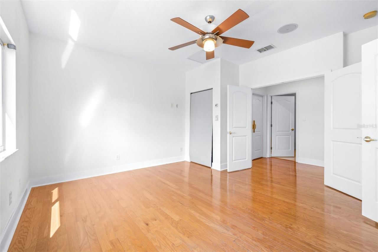 10102 Deercliff Drive, Tampa, FL 33647 Photo