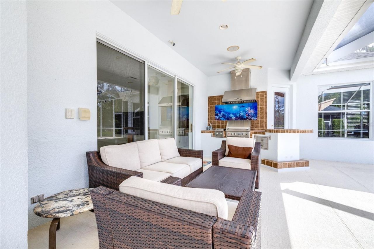 10102 Deercliff Drive, Tampa, FL 33647 Photo