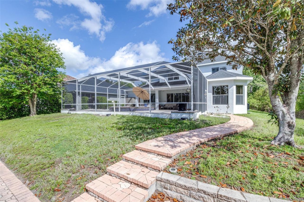 10102 Deercliff Drive, Tampa, FL 33647 Photo