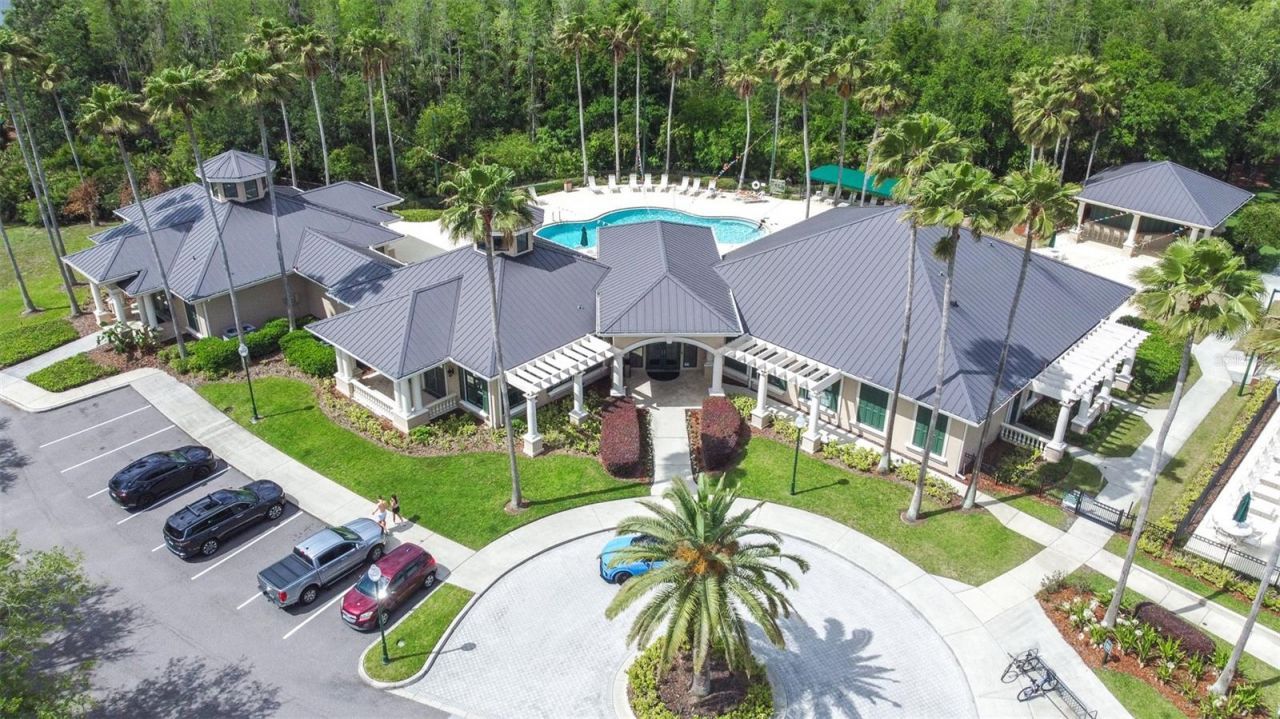 10102 Deercliff Drive, Tampa, FL 33647 Photo