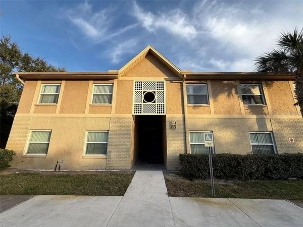 9909 SWEEPSTAKES LANE , Unit 4, ORLANDO, FL 32837