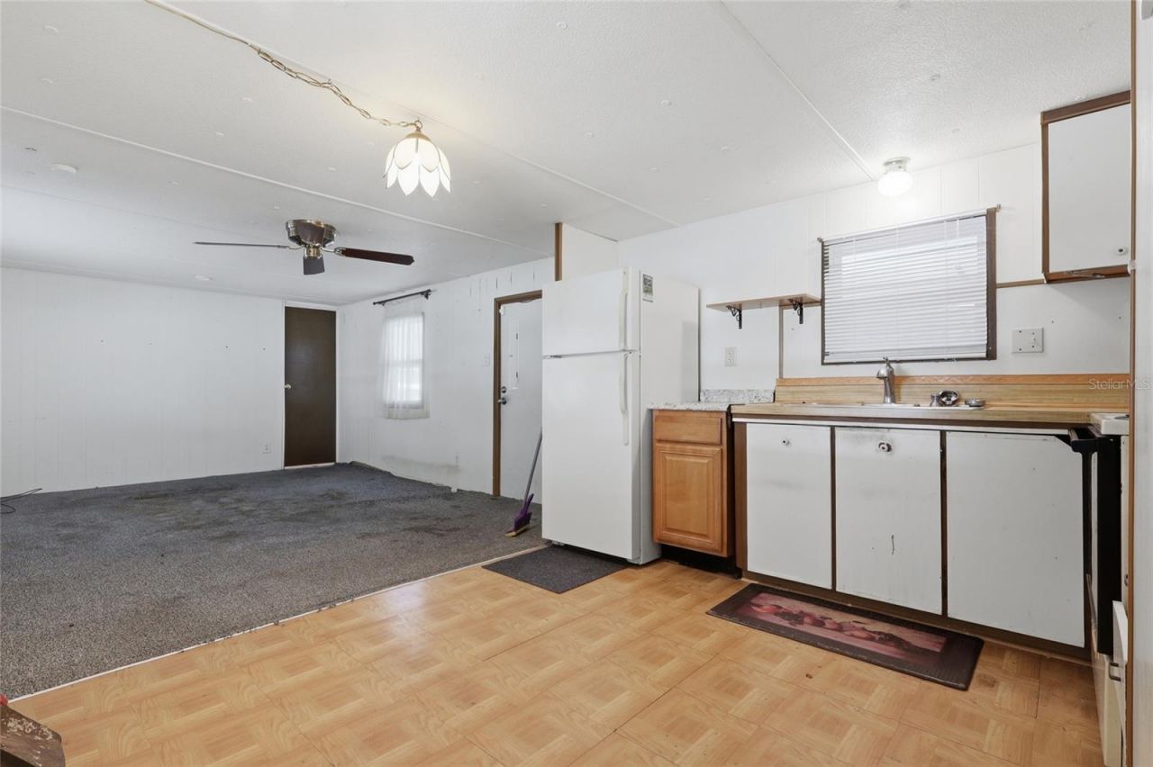 37622 March Lane, Zephyrhills, FL 33541 Photo