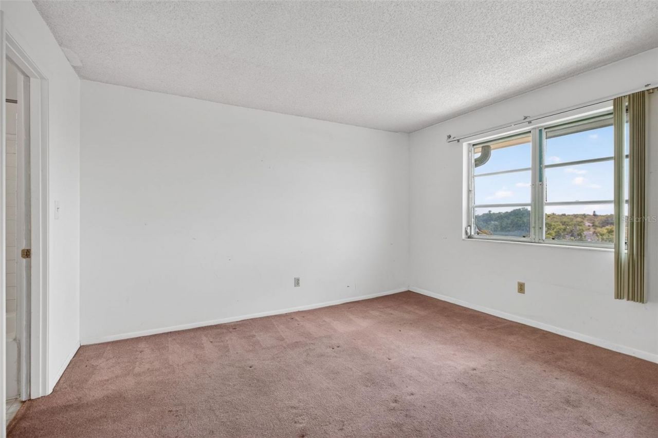 801 83rd Avenue N, Unit 508, Saint Petersburg, FL 33702 Photo