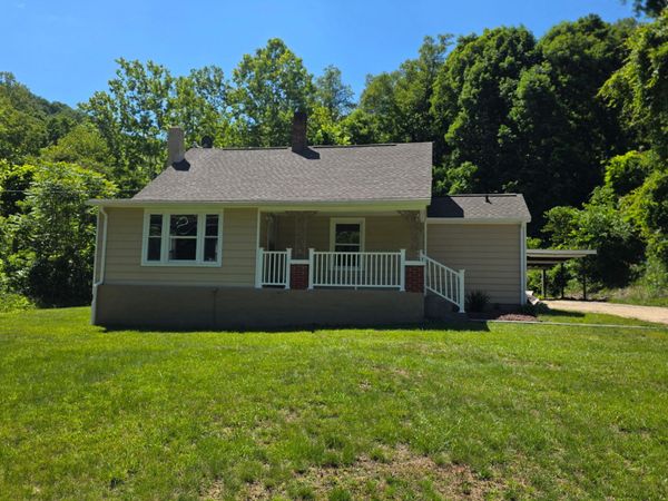 16901 Virgil H Goode, Rocky Mount, VA 24151