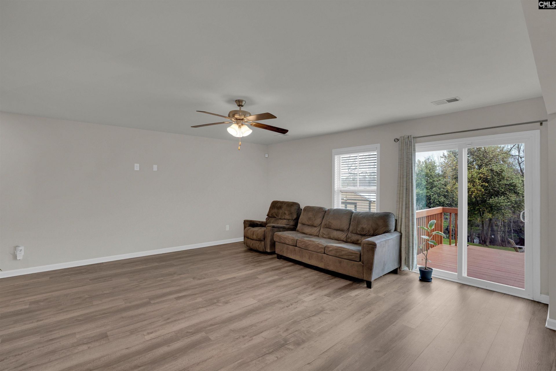 275 Niblick Drive  Photo 10