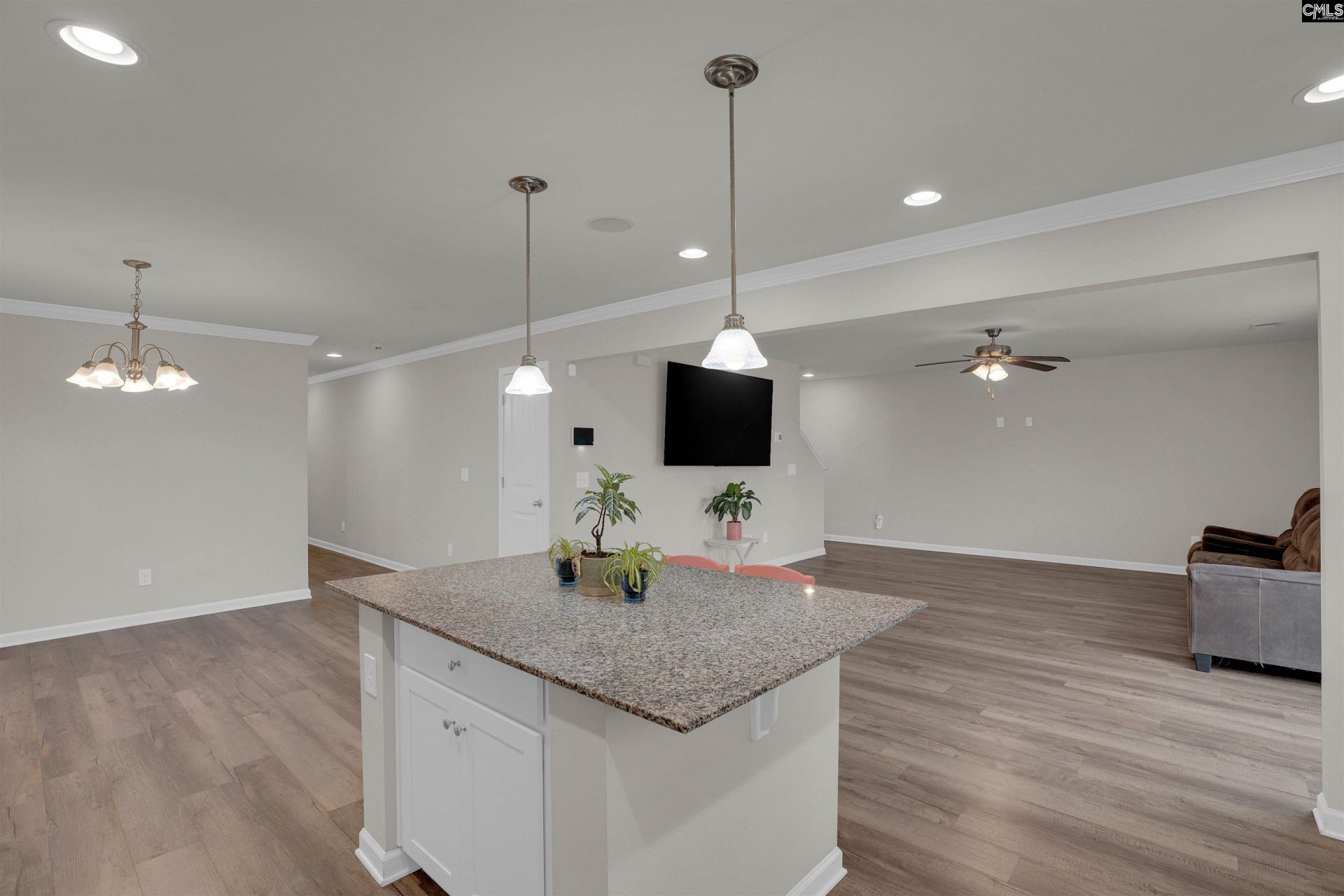 275 Niblick Drive  Photo 5