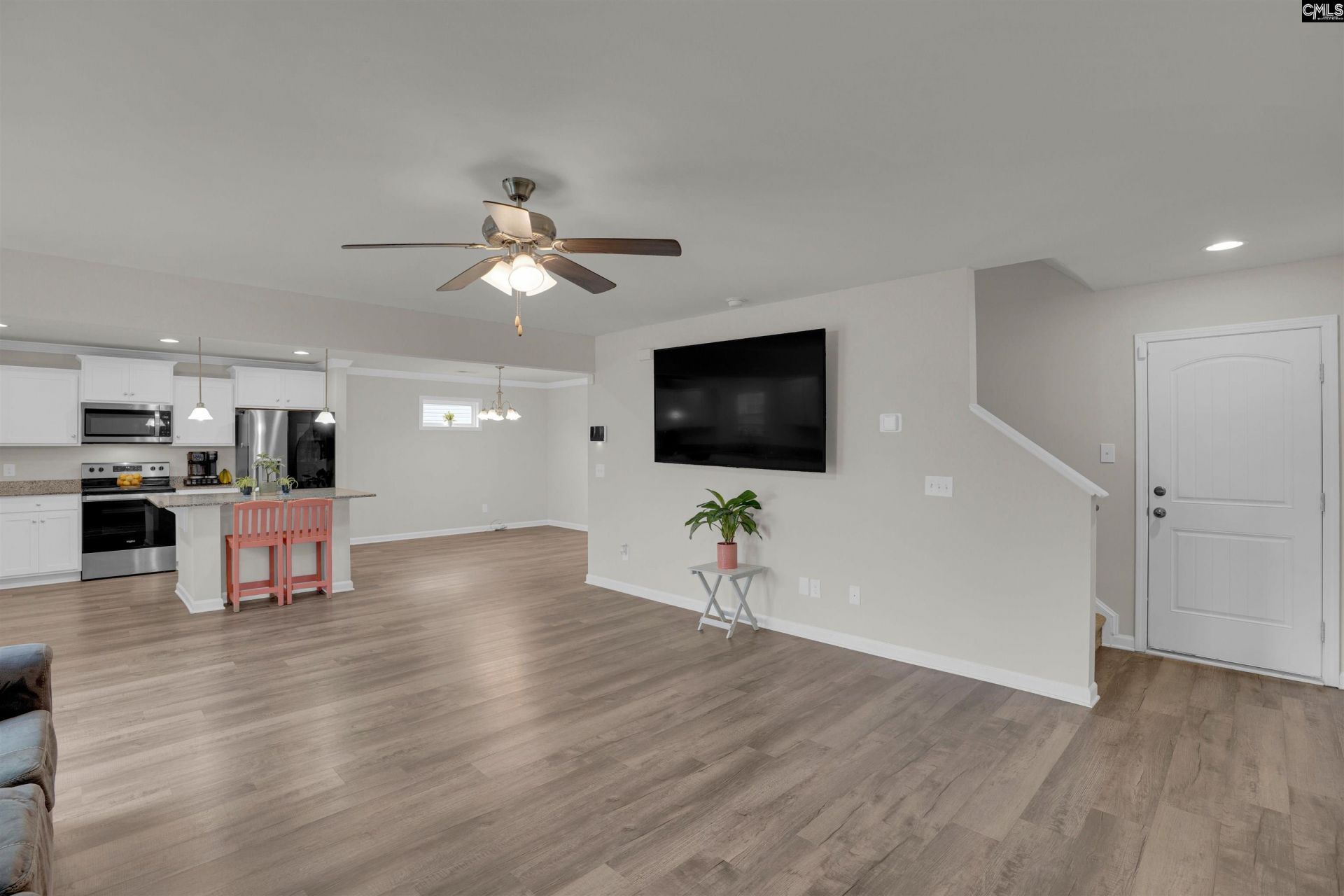 275 Niblick Drive  Photo 6