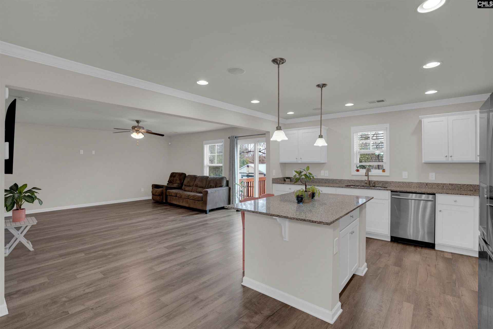 275 Niblick Drive  Photo 9