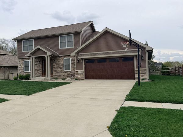 947 Heather Court, Bowling Green, OH 43402