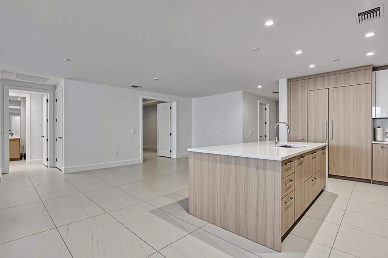 153 N Seabreeze Boulevard, Unit 1601, Fort Lauderdale, FL 33304 Photo