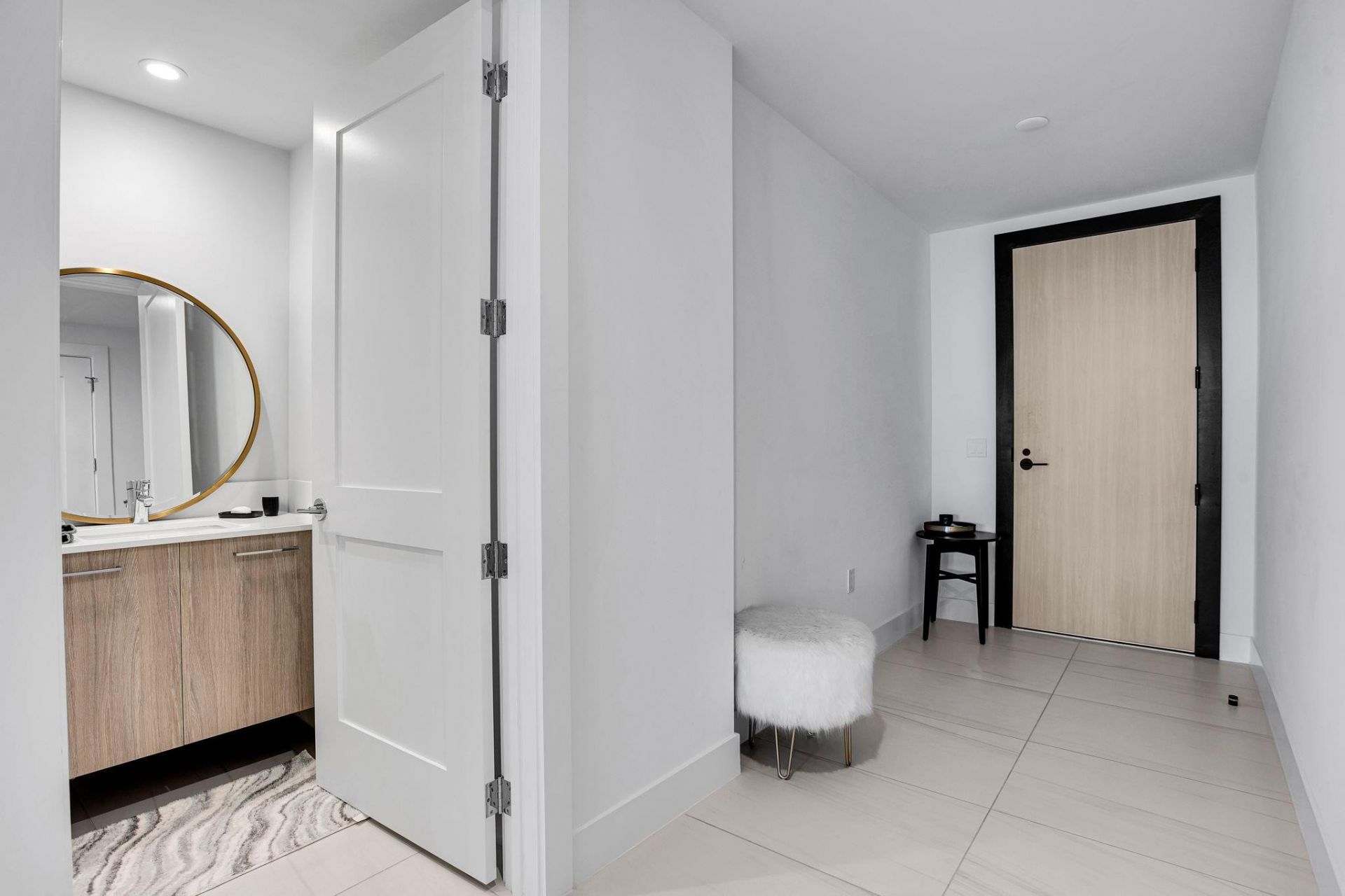 153 N Seabreeze Boulevard, Unit 1601, Fort Lauderdale, FL 33304 Photo