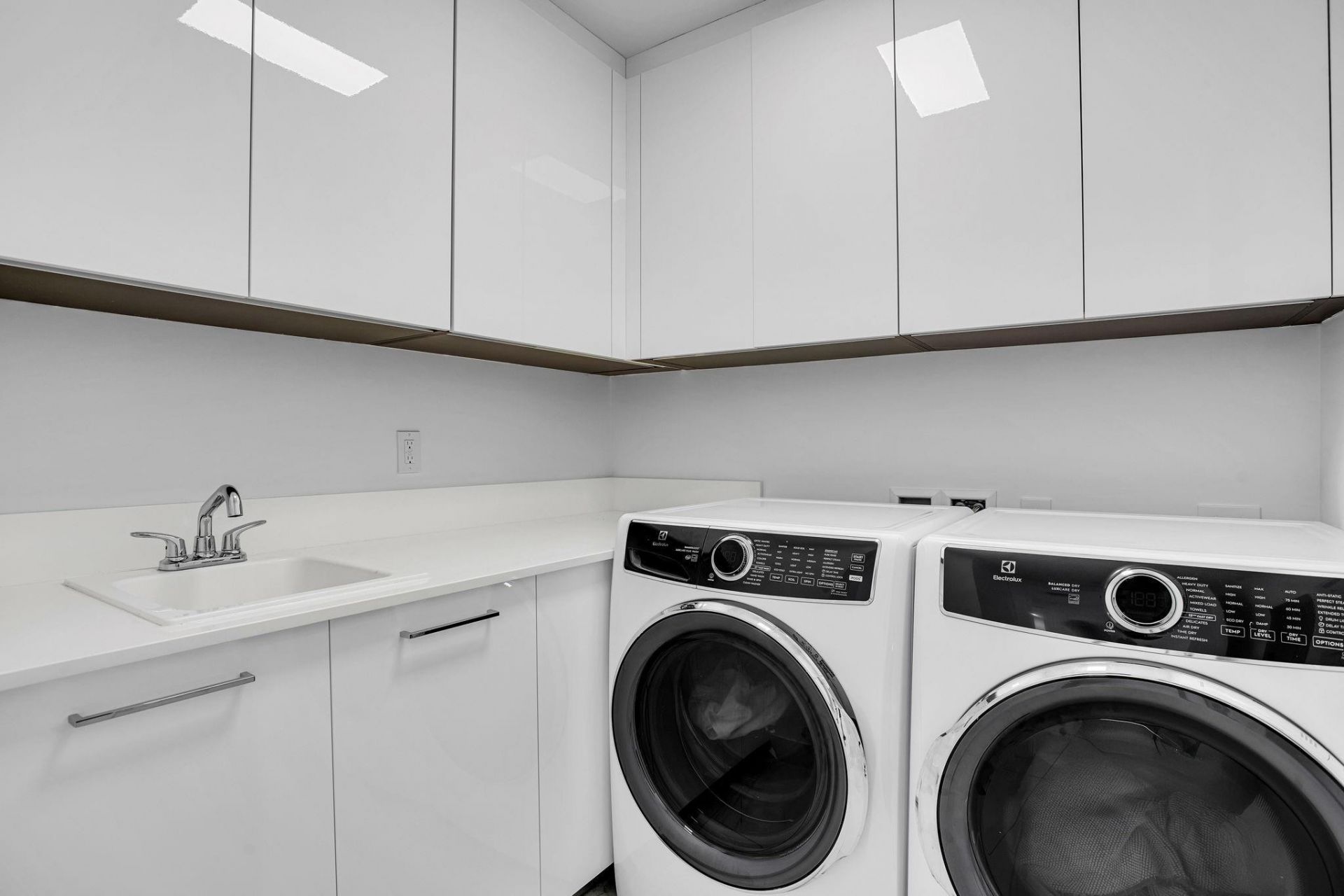 153 N Seabreeze Boulevard, Unit 1601, Fort Lauderdale, FL 33304 Photo