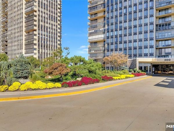 200 Winston Drive 3011, CLIFFSIDE PARK, NJ 07010