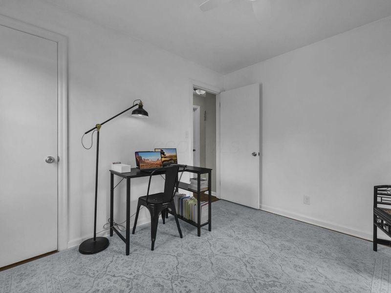 160 Rosslyn Avenue, Columbus, OH 43214 Photo 14