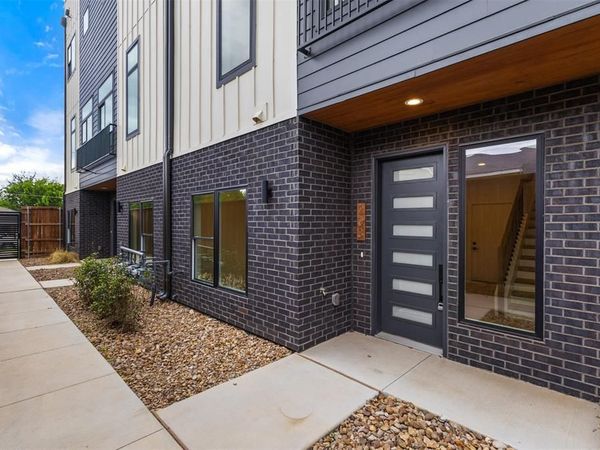 2203 Hondo Avenue, Unit 206, Dallas, TX 75219