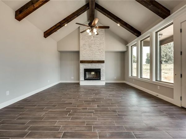 101 Maverick Court, Granbury, TX 76049