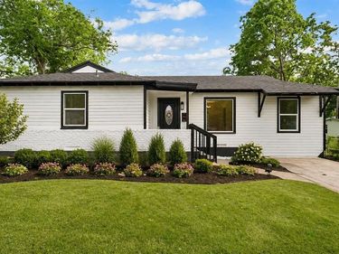 2114 Tisinger Avenue, Dallas, TX 75228