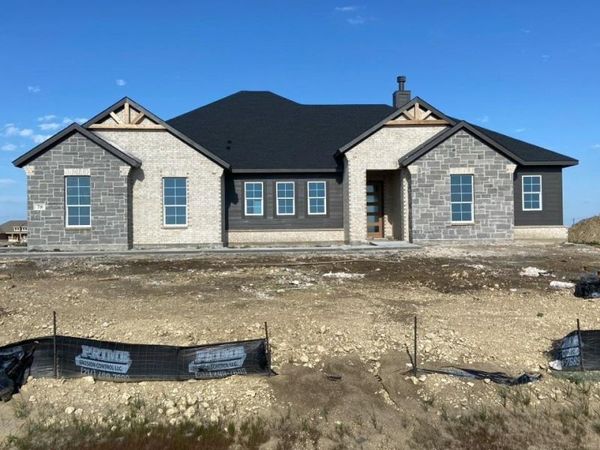 78 Aurora Avenue, Valley View, TX 76272