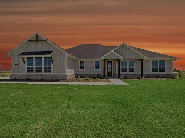 146 Aurora Avenue, Valley View, TX 76272