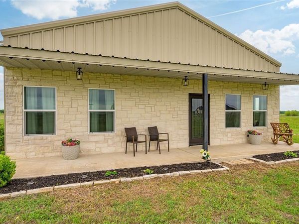 435 County Road 4875, Celeste, TX 75423
