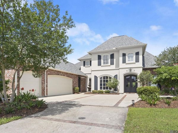 18638 Seagull Ln, Prairieville, LA 70769