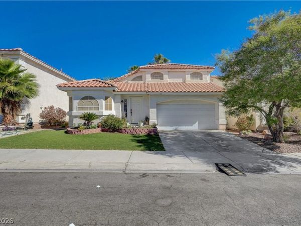 8752 Autumn Wreath Avenue , Las Vegas, NV 89129
