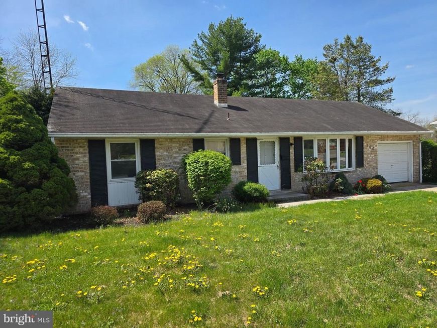 160 Early Avenue, Gettysburg, PA 17325 Main Photo