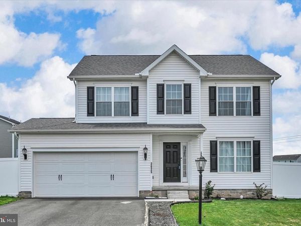 2625 VILLAGE ROAD, DOVER, PA 17315