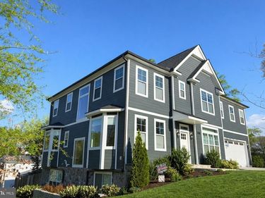 2016 FREEDOM LANE, FALLS CHURCH, VA 22043