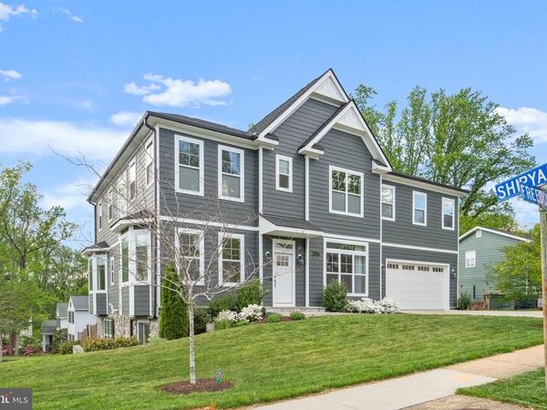 2016 FREEDOM LANE, FALLS CHURCH, VA 22043