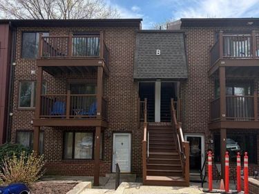 5200 B22 HILLTOP DRIVE, BROOKHAVEN, PA 19015