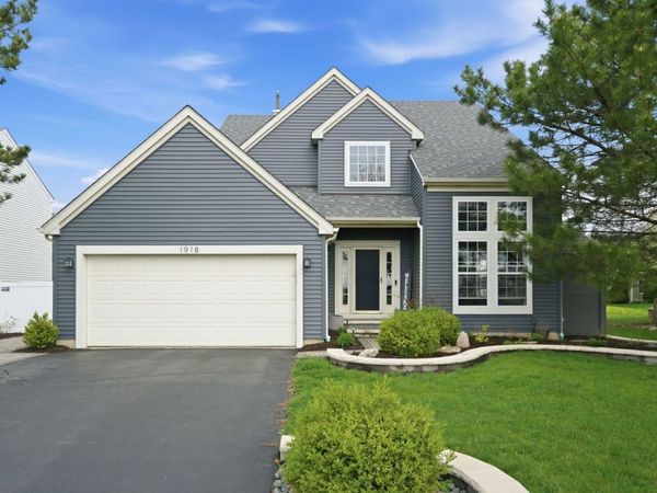 1918 Westridge Boulevard, Bartlett, IL 60103