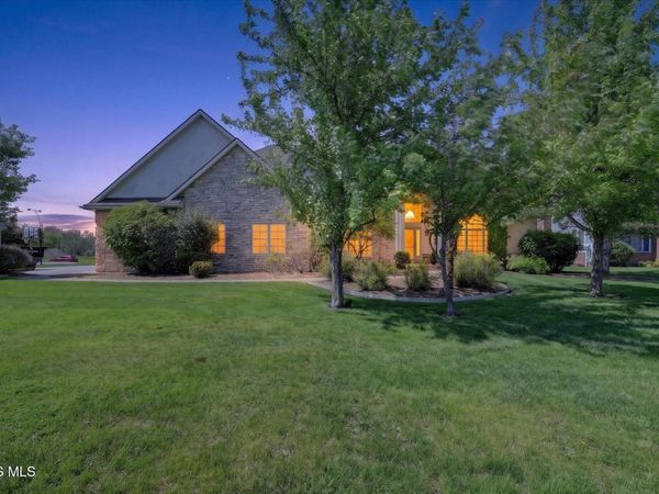 26555 W River Road, Perrysburg, OH 43551