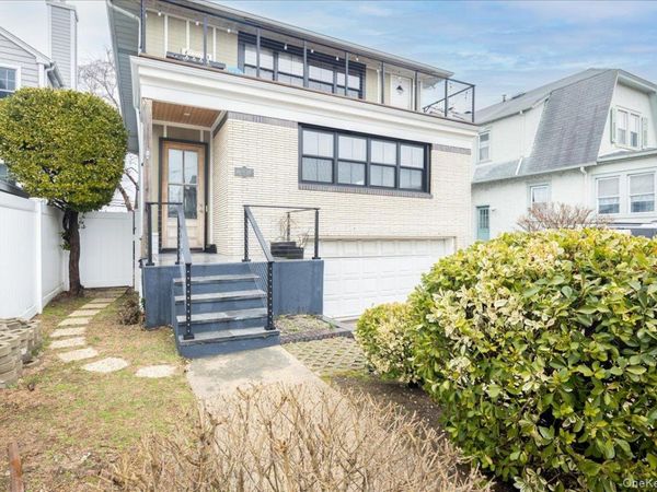 525 E Beech Street , Unit 1st Fl, Long Beach, NY 11561