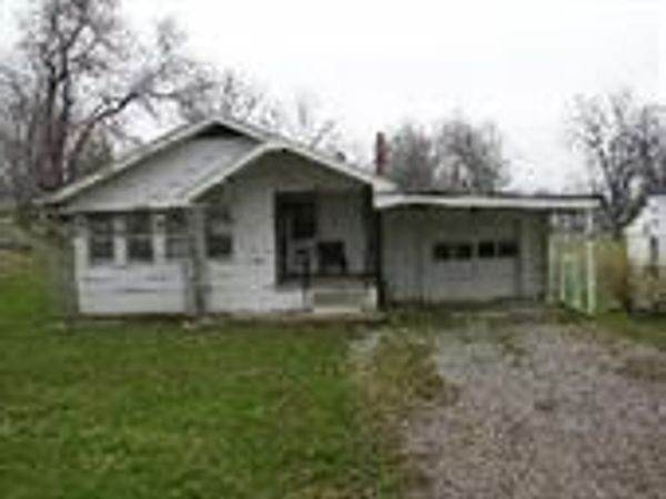 930 E Stone Street, Independence, MO 64050