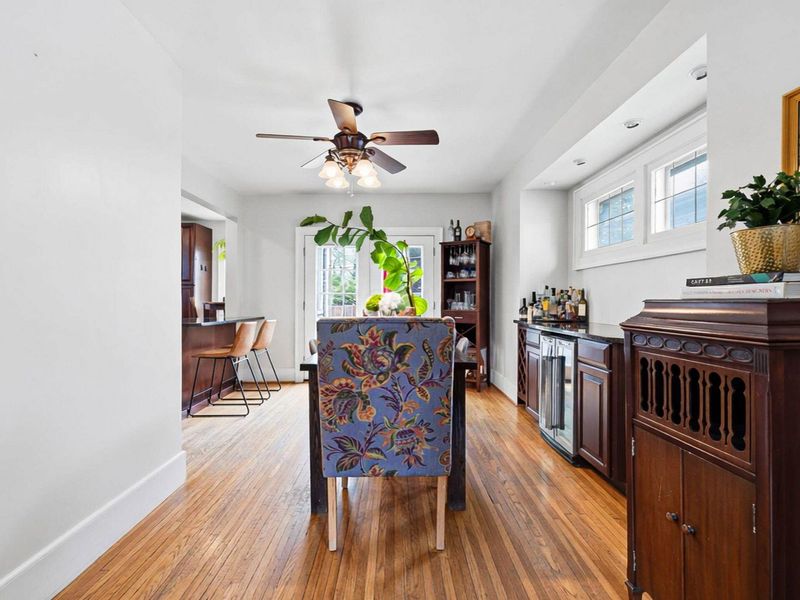 34 E Longview Avenue, Columbus, OH 43202 Photo 14