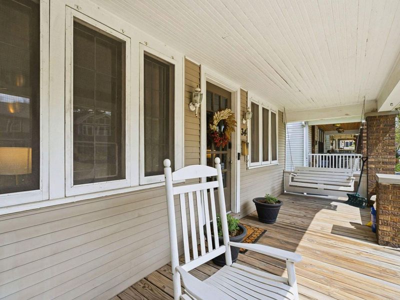 34 E Longview Avenue, Columbus, OH 43202 Photo 5