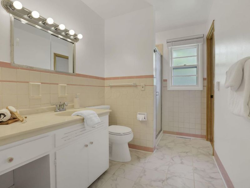 2123 Nayland Road, Columbus, OH 43220 Photo 19