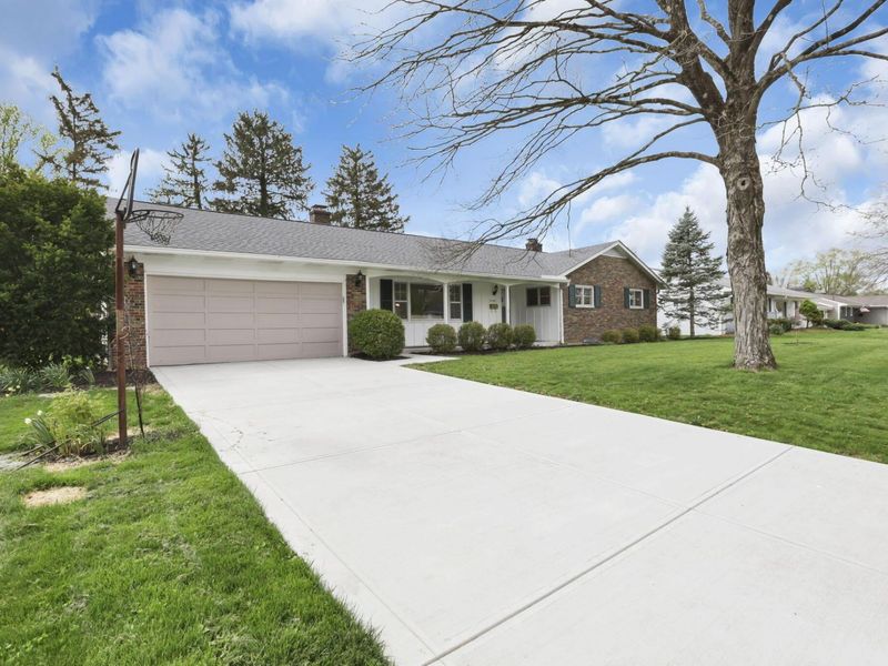 2123 Nayland Road, Columbus, OH 43220 Photo 2