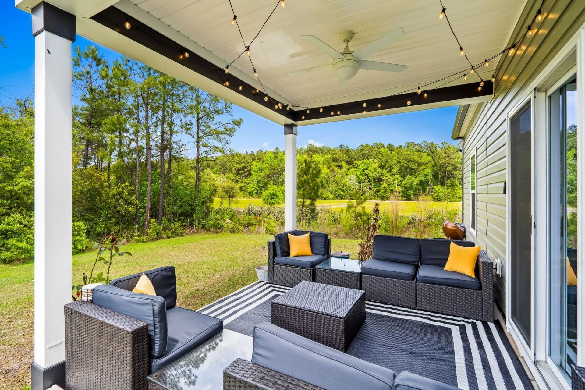 555 Appaloosa Way Photo 26