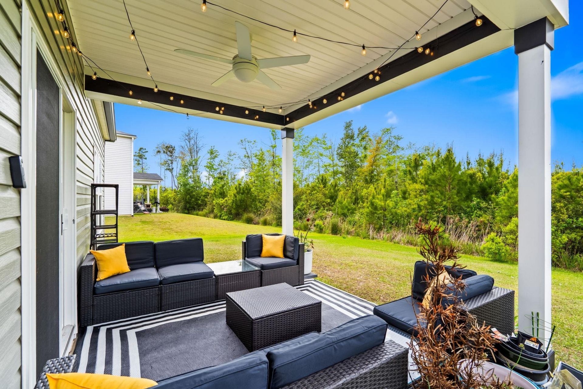 555 Appaloosa Way Photo 27